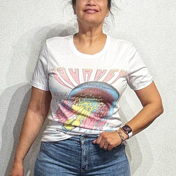 Odd People White Journey Short Sleeve Tee Sz S - Picture 1 of 11